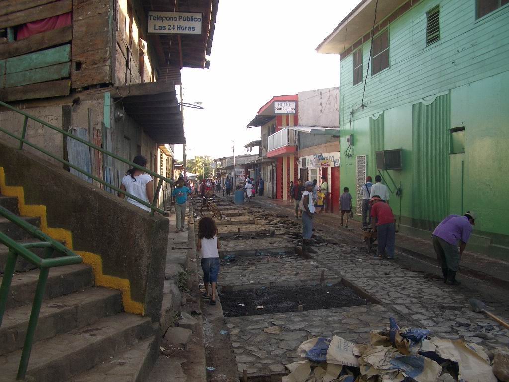 Stra&sliget;in San Carlos